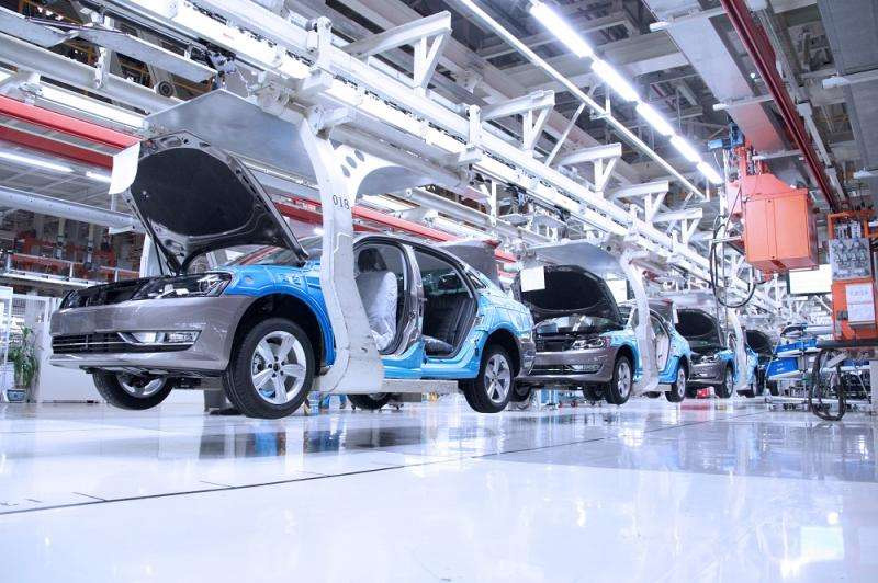 精細調(diào)節(jié)沖壓車間自動化